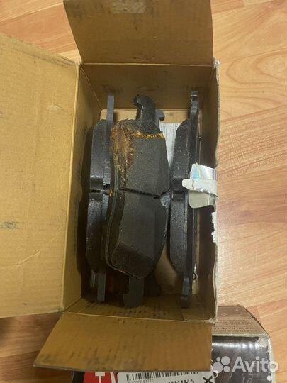 Тормозные колодки передние и задние Delphi, jeep