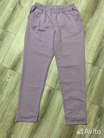 Спортивный костюм женский