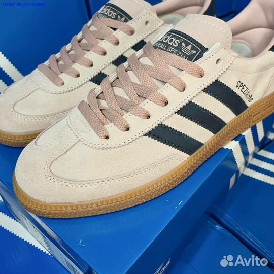 Кроссовки adidas spezial