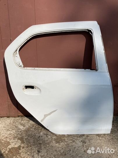 Двери на renault logan 2