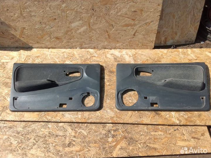 Дверные карты передние пара ваз2115