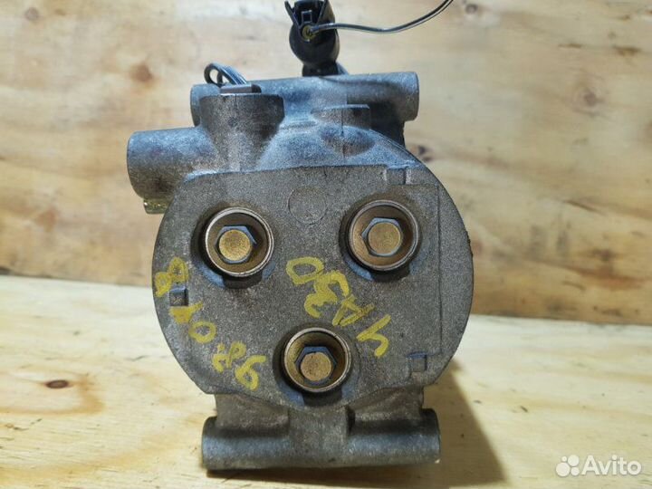 Компрессор кондиционера Mitsubishi Pajero Mini