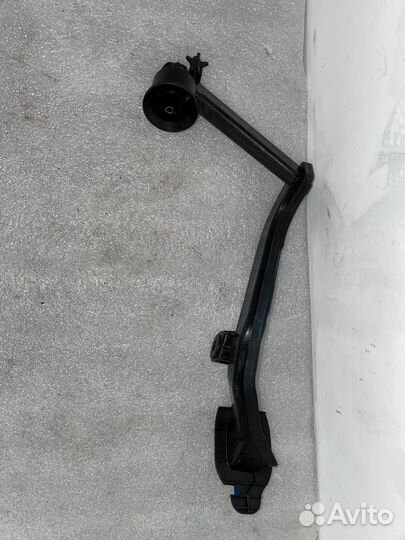 Горловина бачка омывателя переднего Mercedes-Benz