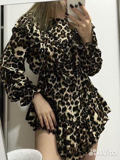 Продам новое платье