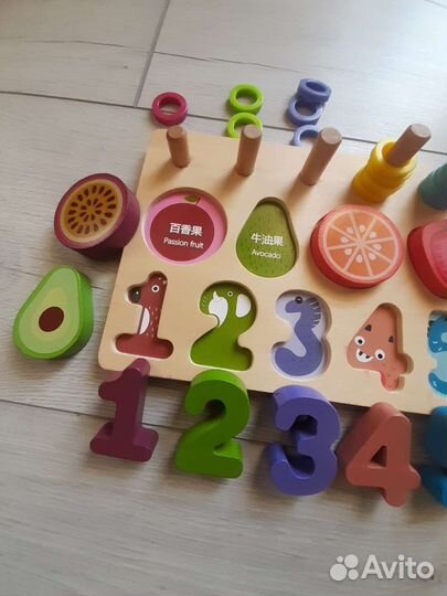 Деревянная развивающая игрушка