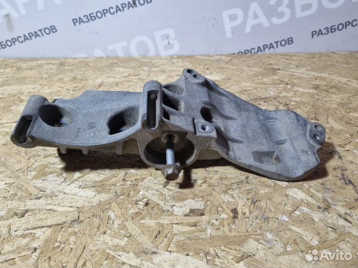 Кронштейн генератора Renault Megan Iii хэтчбек 1.6