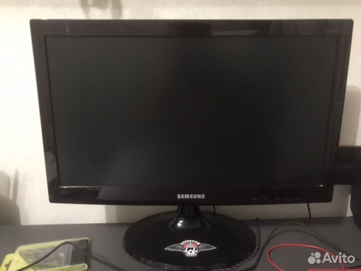 Монитор Samsung