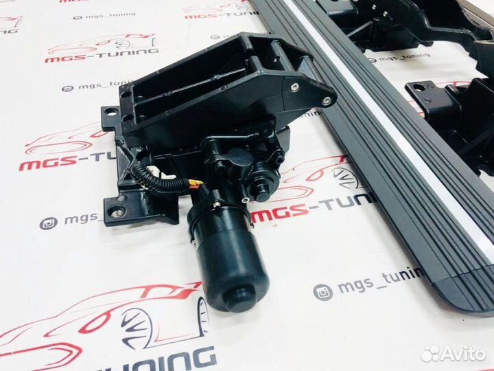 Выдвижные пороги на Range Rover 2012+