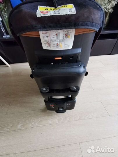 Автомобильное детское кресло