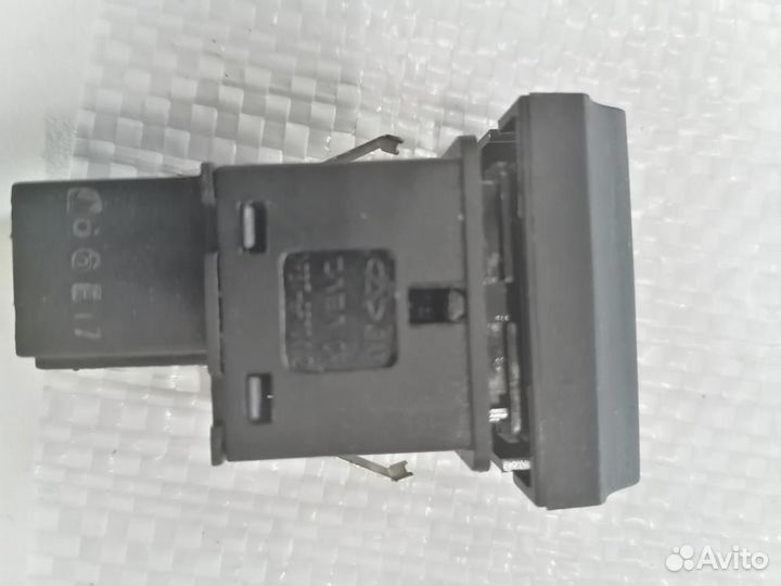 Кнопка аварийной сигнализации Chery T11 2013-2016