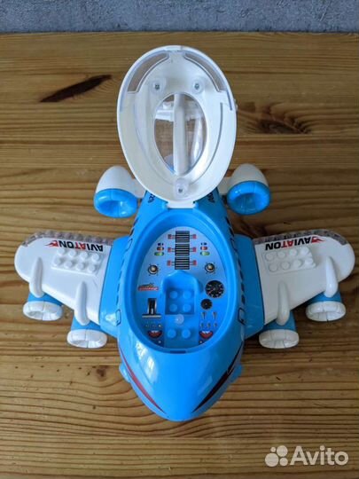 Музыкальный самолёт