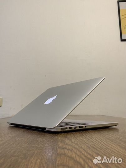 Apple MacBook Pro 13 Mid 2014 / 8GB / 256GB