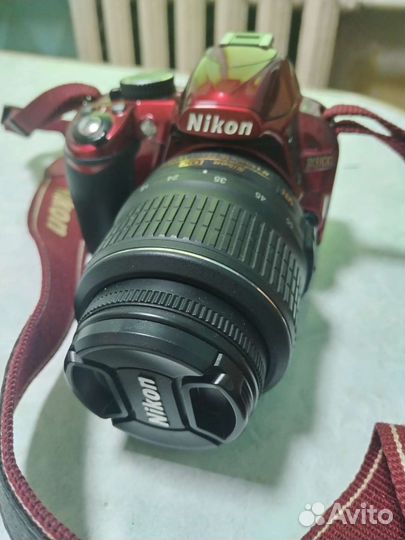 Зеркальный фотоаппарат nikon