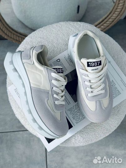 Кроссовки женские на высокой подошве