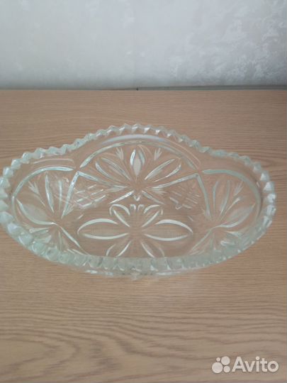 Хрустальная ваза