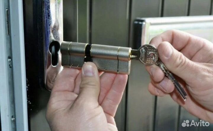 Вскрытие замков Замена замков Ремонт дверей,замков