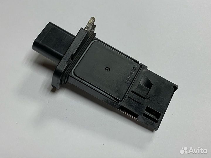 Расходомер воздуха Jeep Cherokee KJ 2006 AFH70M-49