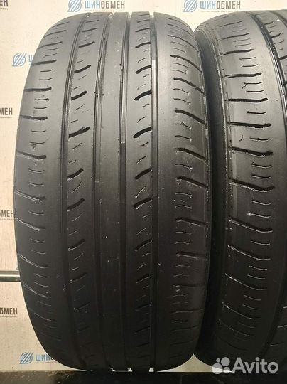 Jinyu YH12 215/55 R17 94V