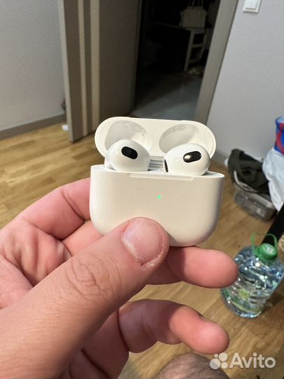 AirPods 3