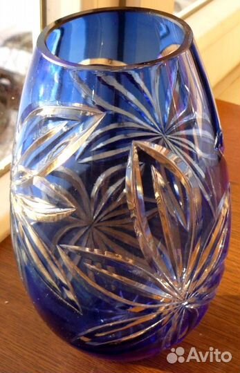 Роскошная коллекционная ваза кобальтовый хрусталь