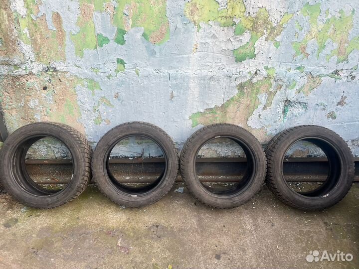 Michelin Latitude X-Ice North 215/50 R17 95T