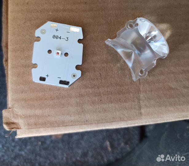 Светодиод в линзе на плате