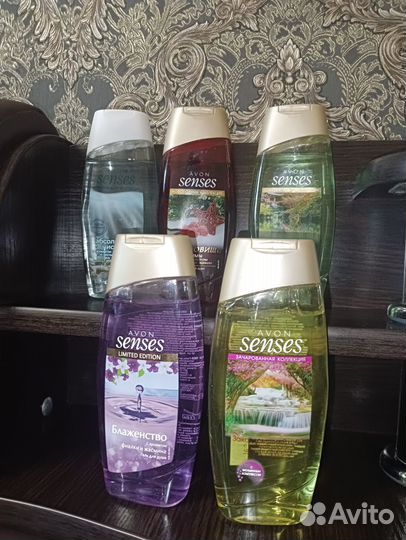 Гели avon в ассортименте