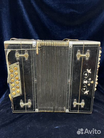 Гармонь старинная (сзр)