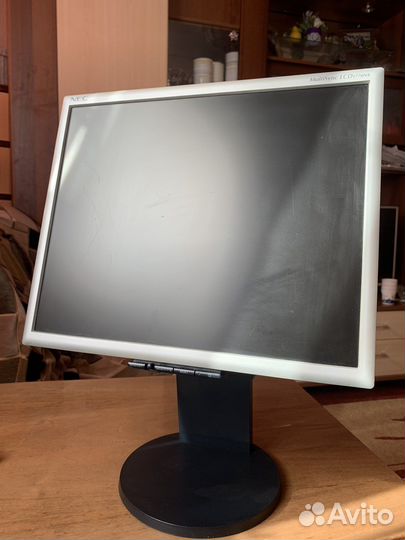 Монитор NEC MultiSync lcd1770nx + колонки