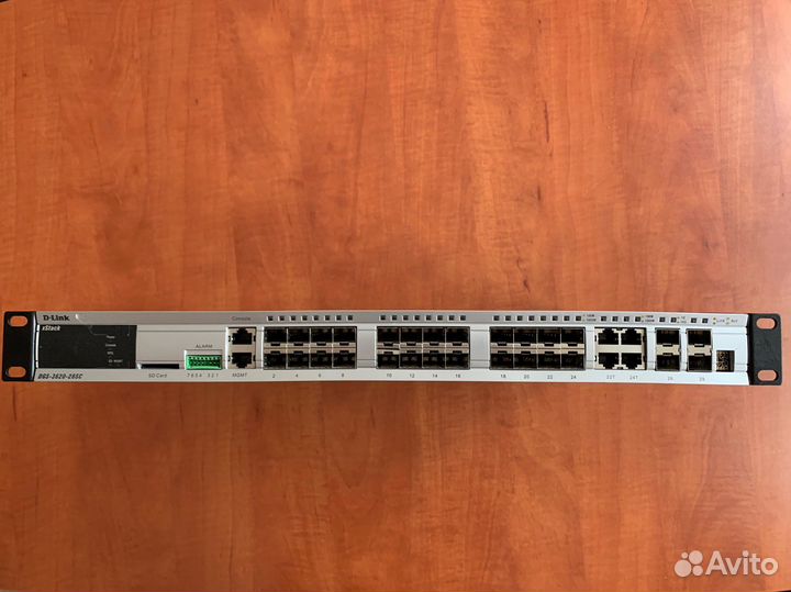 Коммутатор б/у D-Link DGS-3620-28SC