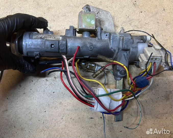 Замок зажигания Toyota 1003572