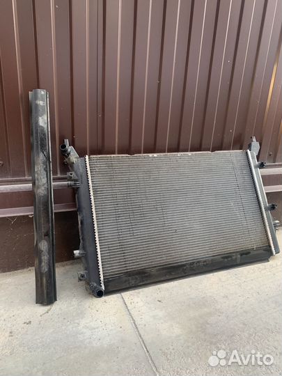 Радиатор основной VW Jetta 6 2011 1K0121251BN