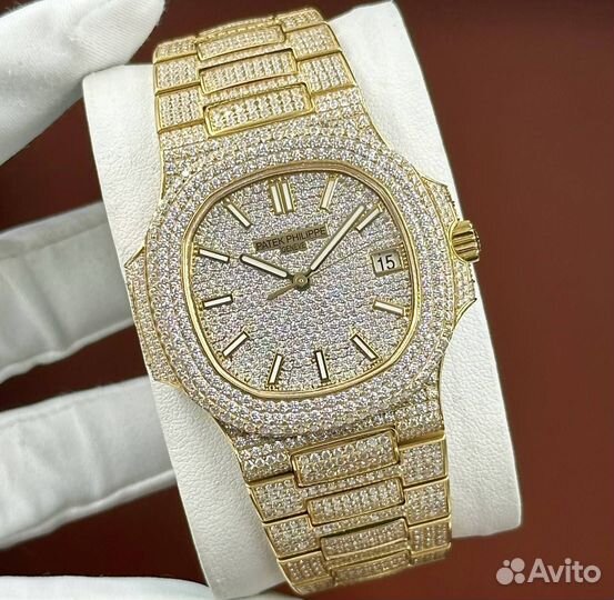 Часы класса супер Patek Philippe 7118/1451G