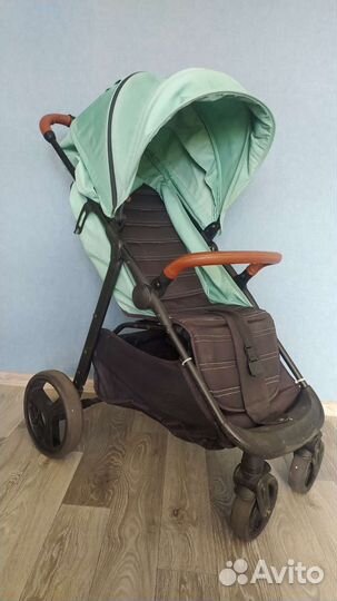 Коляска лёгкая от 0 до 5 лет