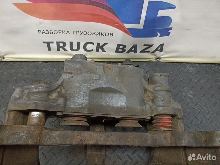 1658010 Суппорт передний правый