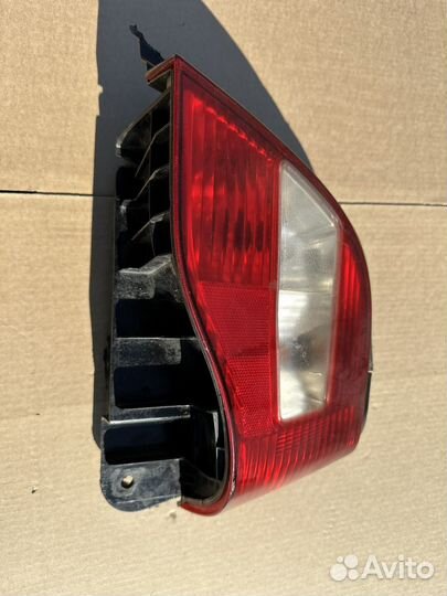 Фонарь правый Daewoo Nexia