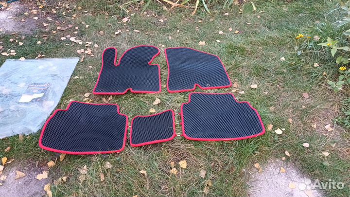 Коврики Eva на Hyundai ix35