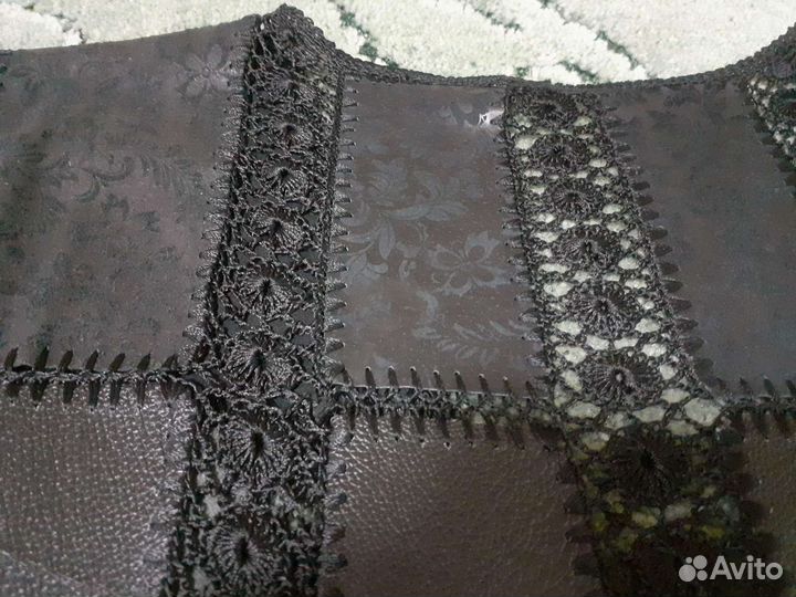 Жилет женский кожаный