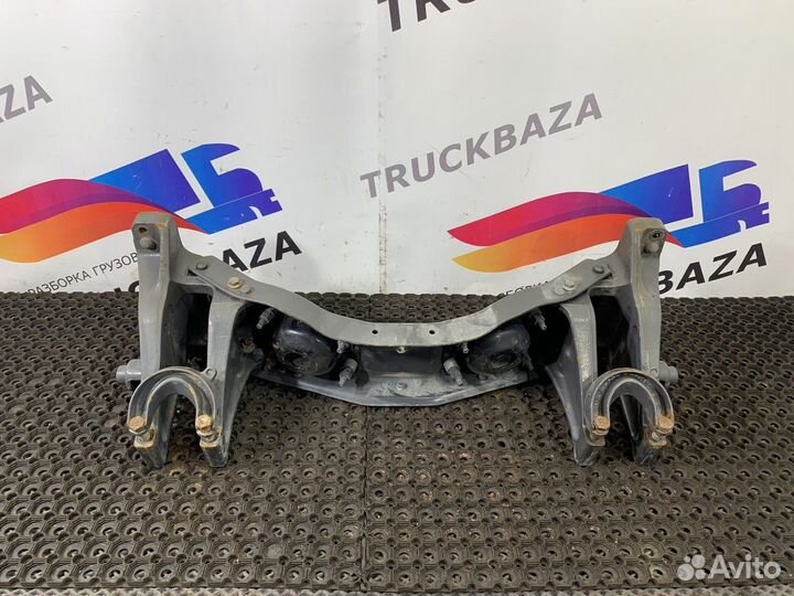 21332947 Траверса рамы передняя поперечная