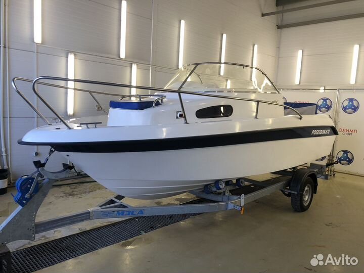 Каютный катер Bester/Poseidon 570