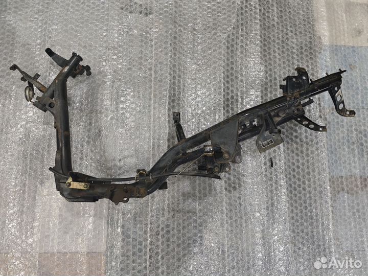 Рама Yamaha Grand Axis 100