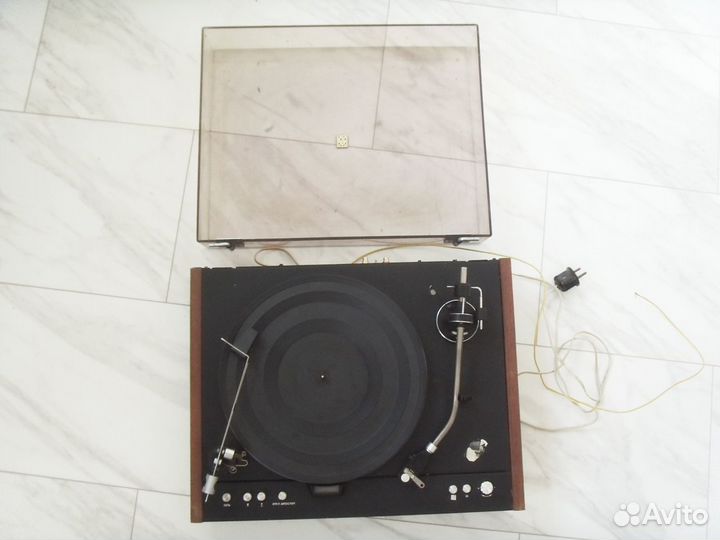 Проигрыватель виниловых пластинок Электроника 012