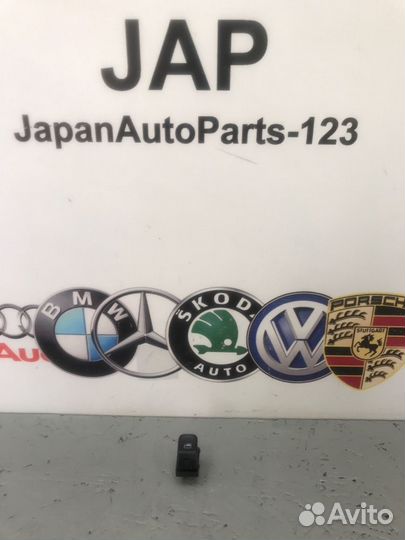 Кнопка стеклоподъемника Audi A5 8T cdnc 2011