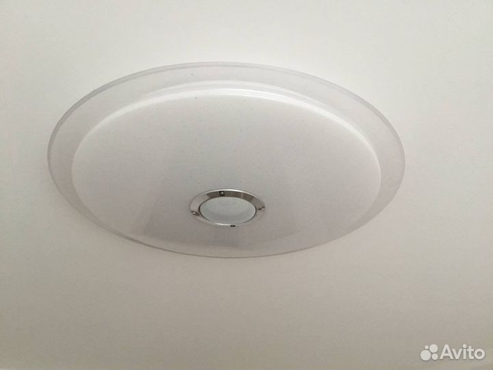 Люстра музыкальная bluetooth