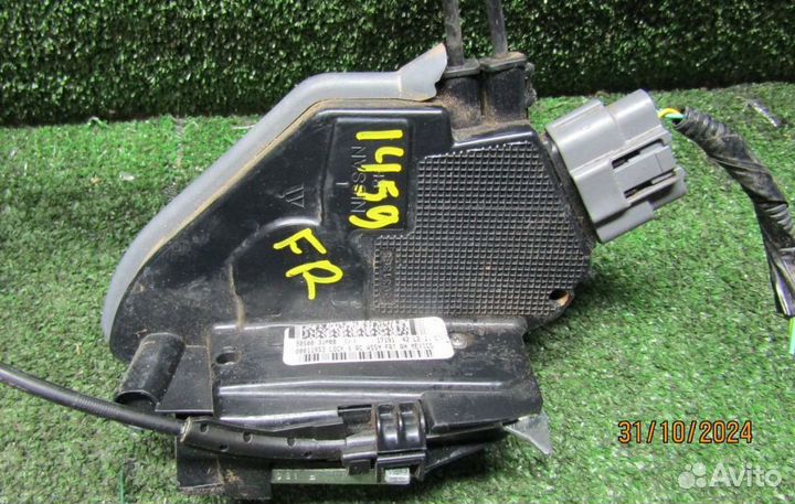 Замок двери передней Infiniti / Nissan QX60 L50