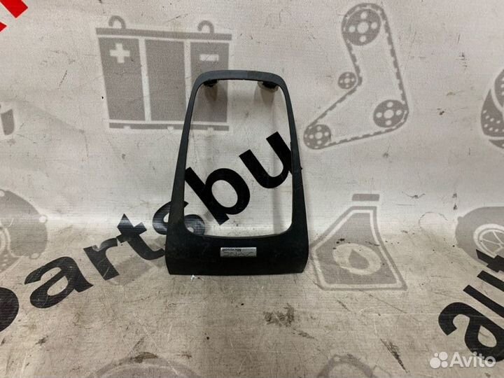 Накладка центральной консоли Ford Fusion