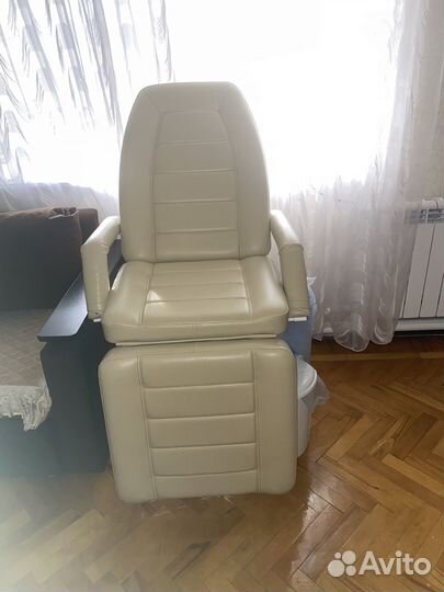 Кушетка косметологическая бу