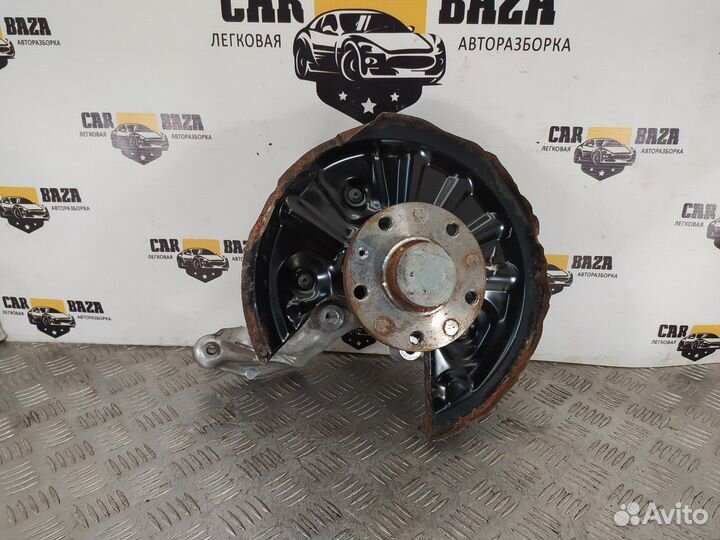 Кулак задний правый R Audi Q3, Volkswagen Tiguan