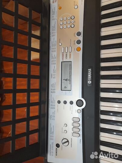 Синтезатор yamaha psr R 200