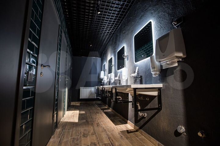 Комната 54 м², 1/4 эт.